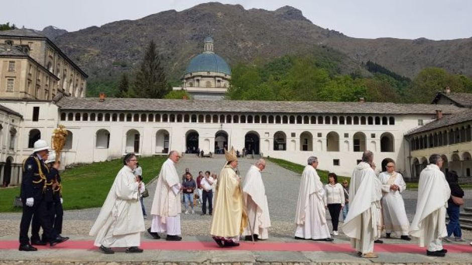 La processione a Oropa della città di Biella